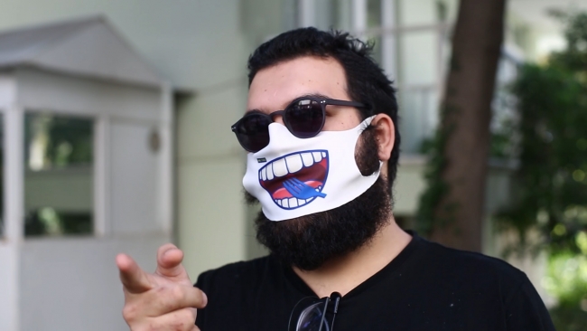 Önlemden modaya: Renkli maskeler